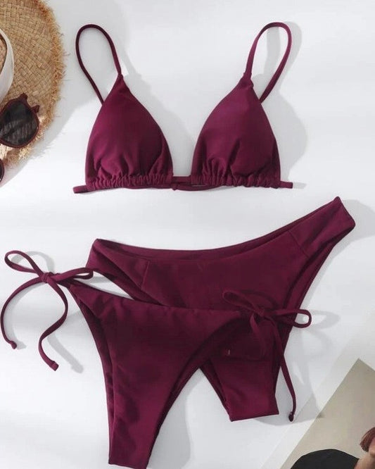 Bikini sa dva donja dela